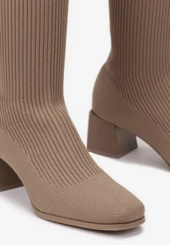 Ciemnobeżowe Kozaki z Elastyczną Cholewką Timerine