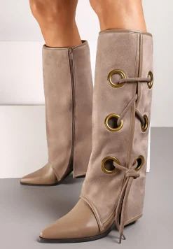 Ciemnobeżowe Kozaki z Wywiniętą Cholewką z Oczkami Kaletniczymi i Wiązaniem Nariassa