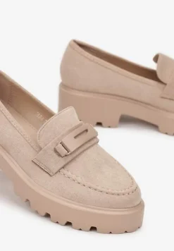 Ciemnobeżowe Mokasyny na Grubej Podeszwie z Cholewką z Przeszyciami Hamaira