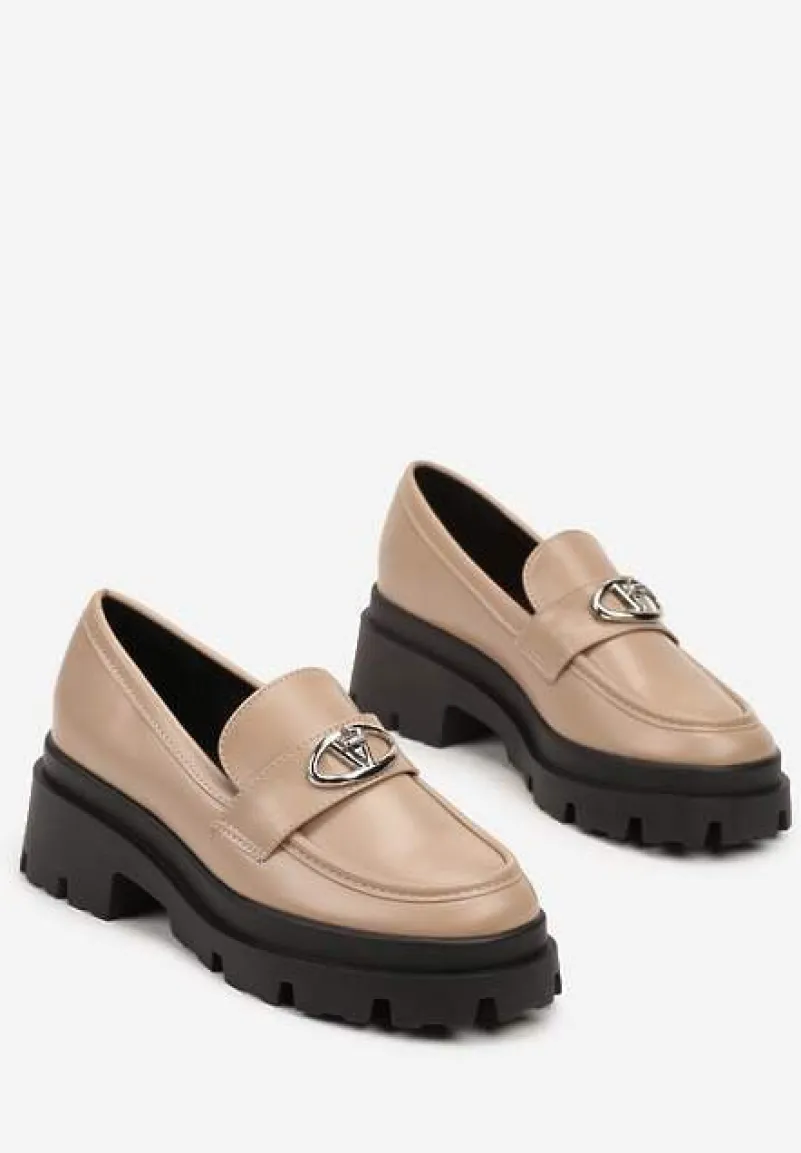 Ciemnobeżowe Mokasyny na Platformie Ozdobione Klamrą Kikilla