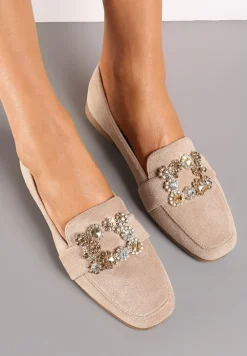 Ciemnobeżowe Mokasyny na Płaskiej Podeszwie z Klamrą z Cyrkonii Pyrisa