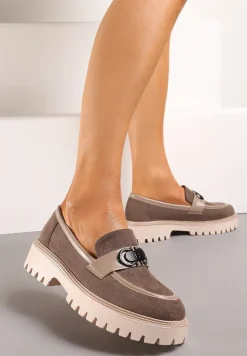 Ciemnobeżowe Mokasyny na Platformie z Ekozamszu Ozdobione Aplikacją z Metalu Trissia