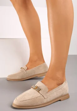 Ciemnobeżowe Mokasyny na Płaskiej Podeszwie Wykończone Przeszyciami i Metaliczną Aplikacją Morava