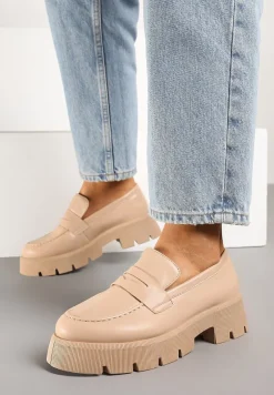 Ciemnobeżowe Mokasyny na Tłoczonej Platformie Resilira