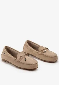 Ciemnobeżowe Mokasyny Ozdobione Wiązaniami i Kokardką na Froncie Cimella