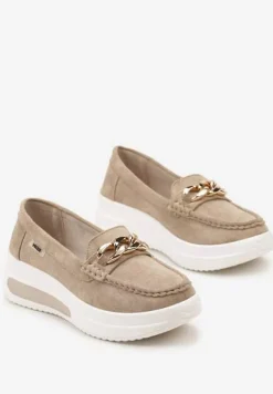 Ciemnobeżowe Mokasyny z Łańcuszkiem na Wysokiej Platformie Iracana