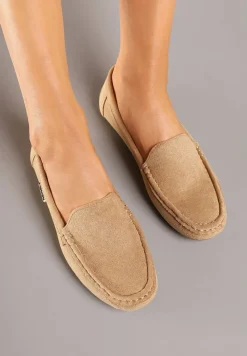 Ciemnobeżowe Mokasyny z Ekozamszu Zdobione Przeszyciami Zeanise