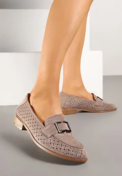 Ciemnobeżowe Mokasyny ze Skórzaną Wkładką i Aplikacją Meratheia