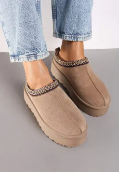 Ciemnobeżowe Śniegowce na Platformie z Ozdobnym Paskiem Lotiara