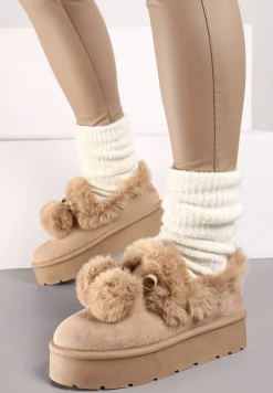 Ciemnobeżowe Śniegowce na Platformie z Pomponami i Ozdobnym Sztucznym Futerkiem Iriviane