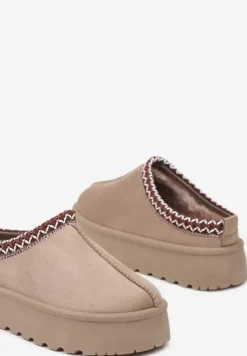 Ciemnobeżowe Śniegowce na Platformie z Niską Cholewką Ozdobione Haftem Metaria