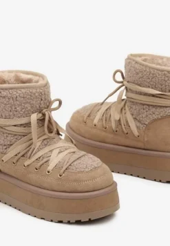 Ciemnobeżowe Śniegowce na Platformie Ozdobione Sznurowaniem Sinessia