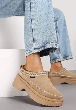 Ciemnobeżowe Śniegowce na Platformie z Ozdobnym Haftem Corettia