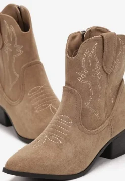Ciemnobeżowe Płaskie Botki w Stylu Kowbojek Ozdobione Haftem Varnia