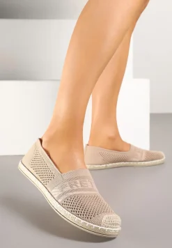 Ciemnobeżowe Płaskie Espadryle z Ozdobną Perforacją Weorlisa