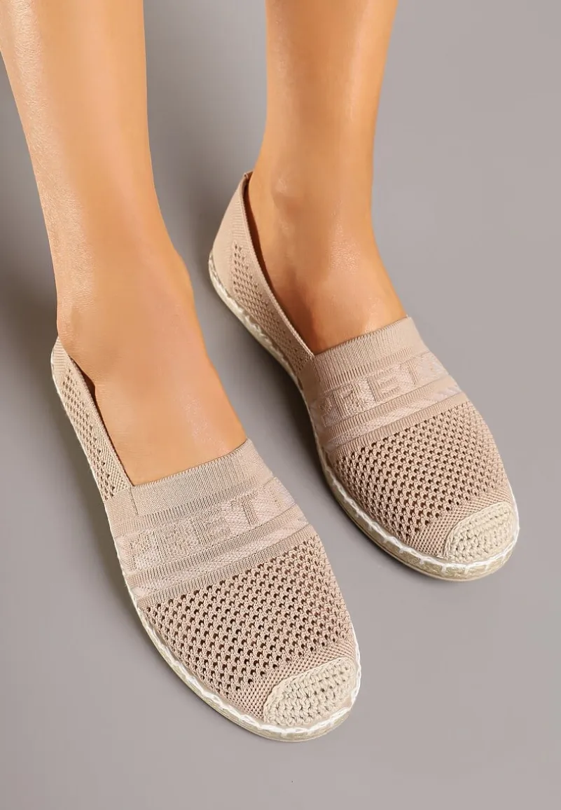 Ciemnobeżowe Płaskie Espadryle z Ozdobną Perforacją Weorlisa