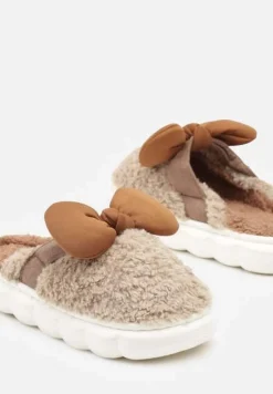 Ciemnobeżowe Płaskie Kapcie Ozdobione Kokardką Linnacira