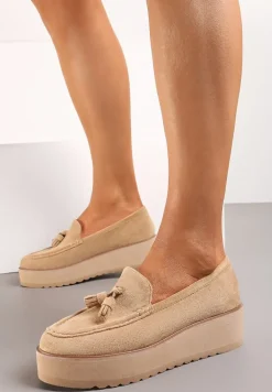 Ciemnobeżowe Półbuty na Niskiej Platformie z Przeszyciami i Ozdobnymi Chwostami Hiela