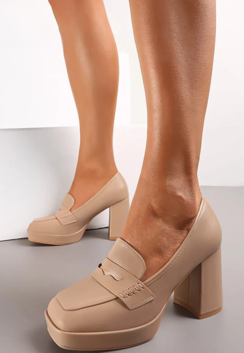 Ciemnobeżowe Półbuty na Słupku z Kwadratowym Noskiem Cristiana