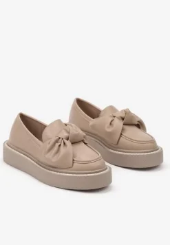 Ciemnobeżowe Półbuty w Stylu Mokasyn na Niskiej Platformie z Kokardą Benamira