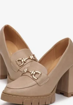 Ciemnobeżowe Półbuty z Metalową Aplikacją na Kwadratowym Wysokim Słupku i Platformie Viama