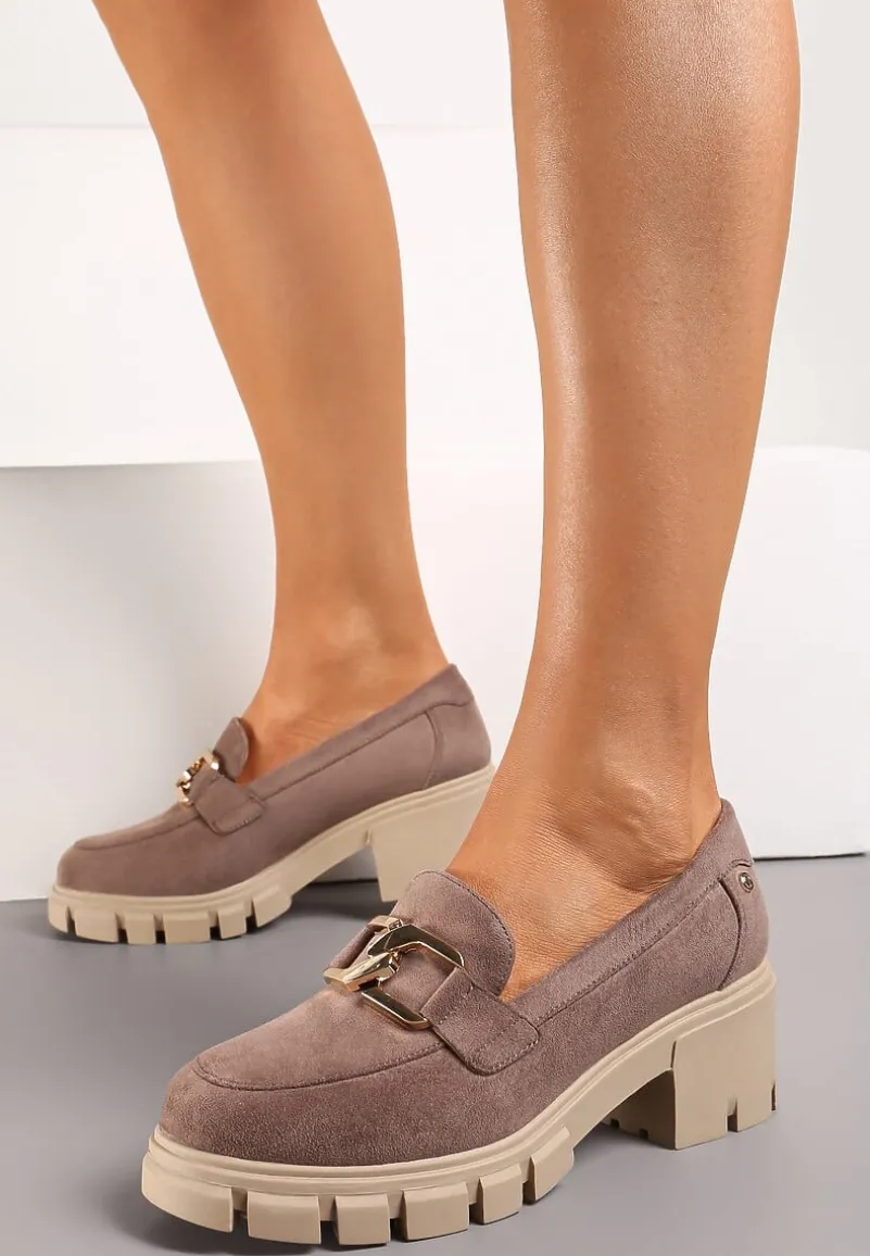 Ciemnobeżowe Półbuty ze Skórzaną Wkładką na Niskiej Platformie i Słupku z Ozdobną Klamrą Salpani