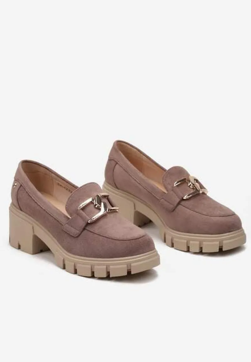 Ciemnobeżowe Półbuty ze Skórzaną Wkładką na Niskiej Platformie i Słupku z Ozdobną Klamrą Salpani