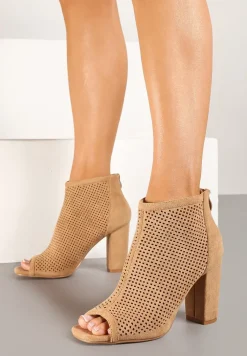 Ciemnobeżowe Sandały Vices na Słupku z Ażurową Cholewką i Odkrytymi Noskami Uliri