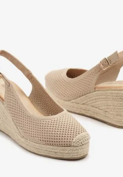 Ciemnobeżowe Sandały z Siateczkową Cholewką na Plecionym Koturnie Vonevia