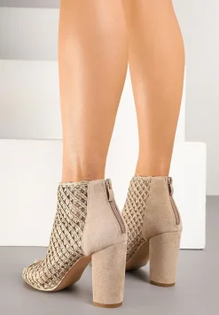 Ciemnobeżowe Siateczkowe Botki Vices na Słupku Sovhira