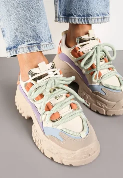 Ciemnobeżowe Sneakersy na Koturnie ze Żłobieniami z Podwójnymi Sznurówkami Avalea