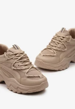 Ciemnobeżowe Sneakersy na Masywnej Podeszwie z Siateczkowym Wstawkami i Ozdobnymi Sznurówkami Ollavia