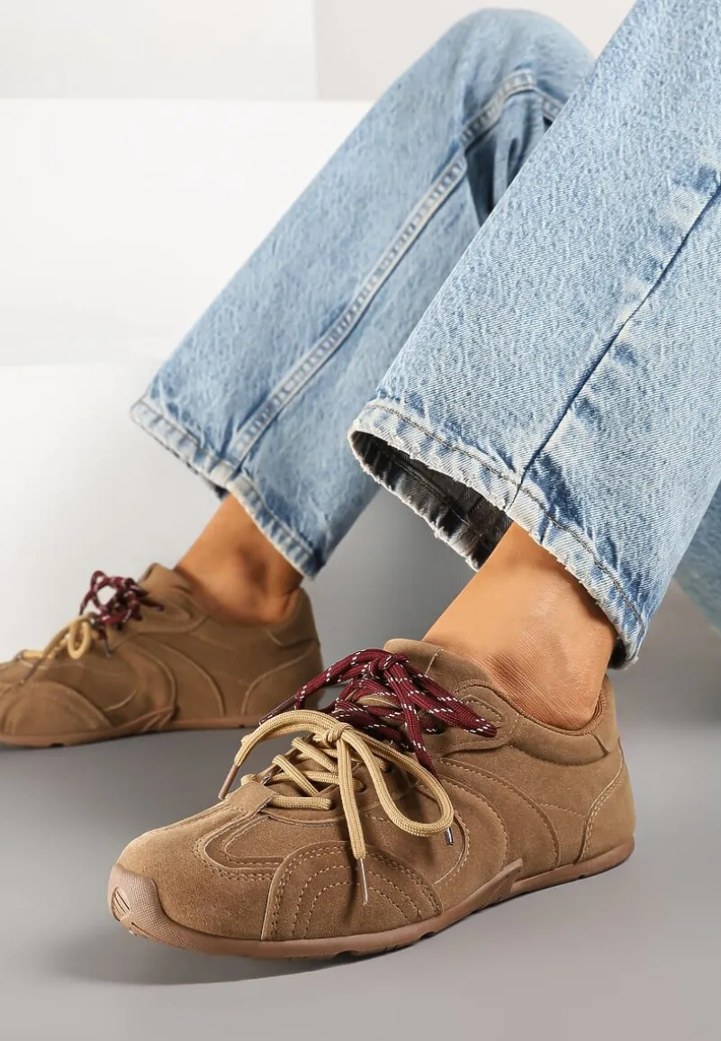 Ciemnobeżowe Sneakersy Ozdobione Podwójnym Sznurowaniem Lirania