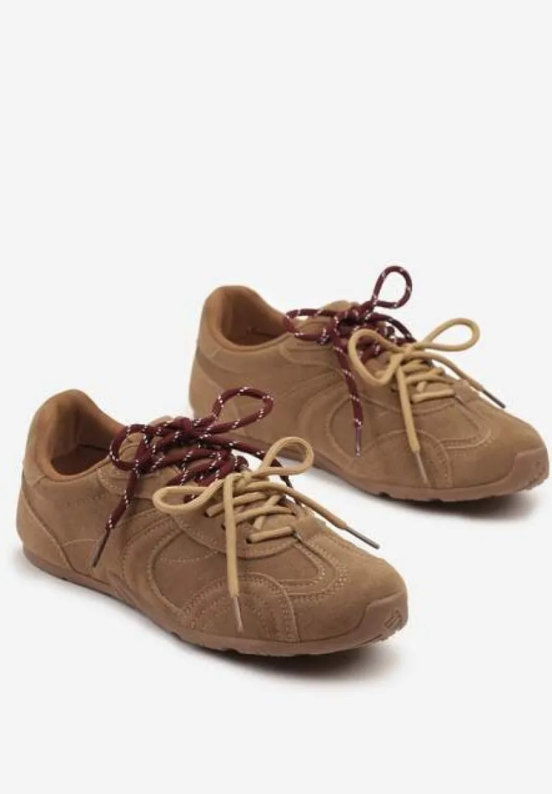 Ciemnobeżowe Sneakersy Ozdobione Podwójnym Sznurowaniem Lirania