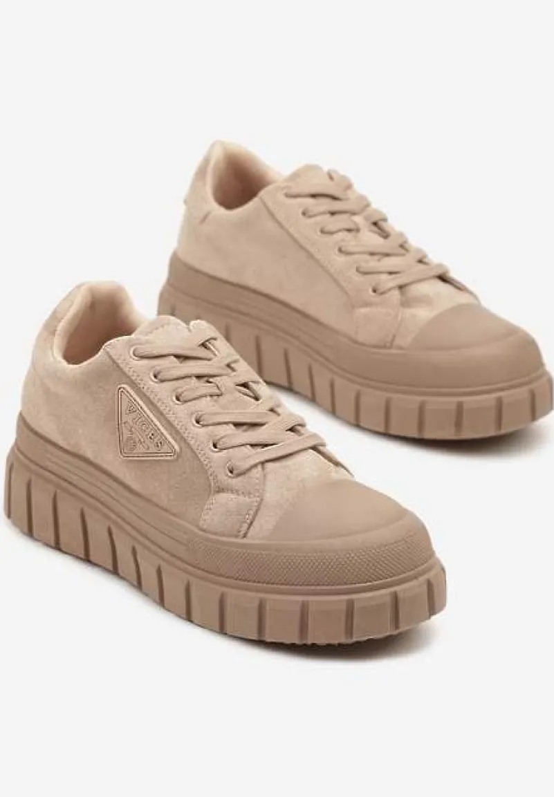 Ciemnobeżowe Sneakersy Vices na Platformie z Ozdobą i Napisem Leawen
