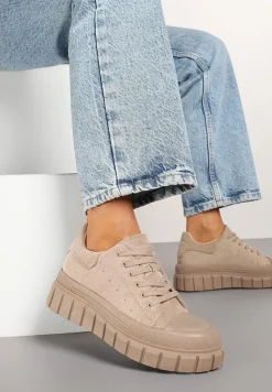 Ciemnobeżowe Sneakersy Vices na Platformie z Tłoczeniem Ozdobione Perforacją Leaniael