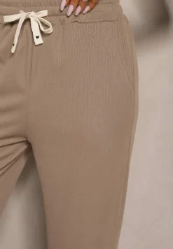 Ciemnobeżowe Spodnie o Prostym Kroju z Gumką w Pasie Miritia