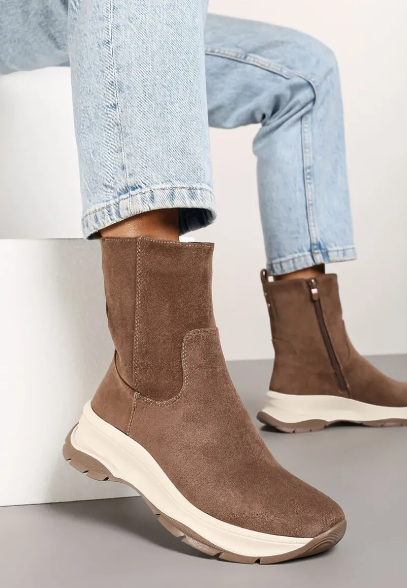 Ciemnobeżowe Streetwearowe Botki z Ekozamszu na Tłoczonej Platformie Realaeth
