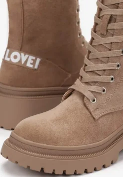 Ciemnobeżowe Sznurowane Botki na Płaskiej Podeszwie do Połowy Łydki z Imitacji Zamszu Sumeir
