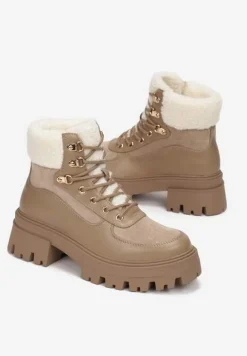 Ciemnobeżowe Sznurowane Traperki na Płaskiej Podeszwie z Futerkiem Alita