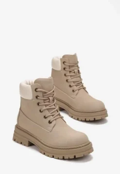 Ciemnobeżowe Sznurowane Traperki z Protektorem Esmerra