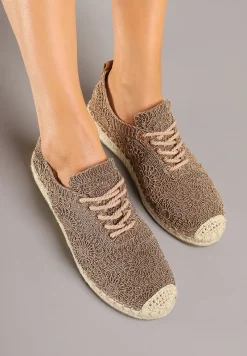 Ciemnobeżowe Tenisówki Ozdobione Plecionką i Ażurowym Wzorem Mevienne