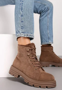 Ciemnobeżowe Traperki na Grubej Podeszwie z Futerkowym Zdobieniem Narinora