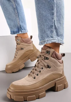 Ciemnobeżowe Traperki na Masywnej Podeszwie w Stylu Workerów Vodre