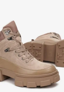 Ciemnobeżowe Traperki na Masywnej Podeszwie w Stylu Workerów Vodre