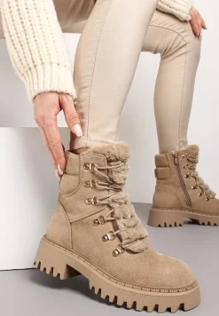 Ciemnobeżowe Traperki z Imitacji Zamszu ze Sznurowaniem i Futerkiem Cynthara