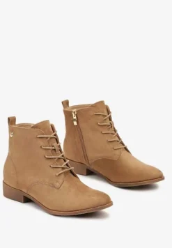 Ciemnobeżowe Wiązane Botki na Płaskiej Podeszwie Erithara