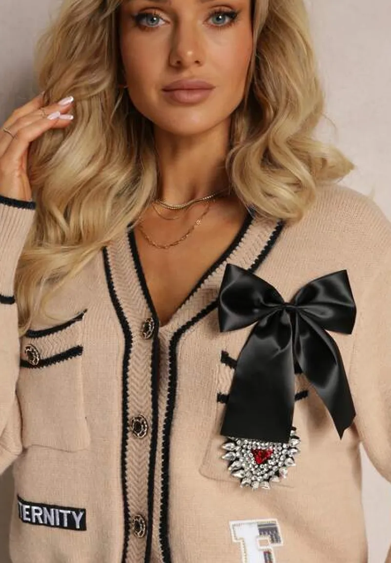 Ciemnobeżowy Kardigan z Wiskozy Zapinany na Guziki z Naszywkami i Cekinami Velafia