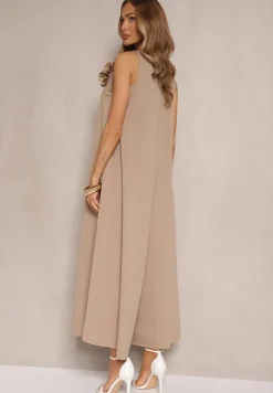 Ciemnobeżowy Kombinezon z Wiskozą Ozdobiona Kwiatem Broszką 3D Solio