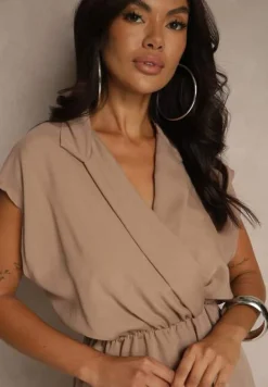 Ciemnobeżowy Krótki Kombinezon z Kopertowym Dekoltem z Wiskozy Ariamia